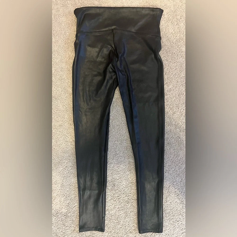 Spanx Faux Leather Legging - Picture 4 of 5